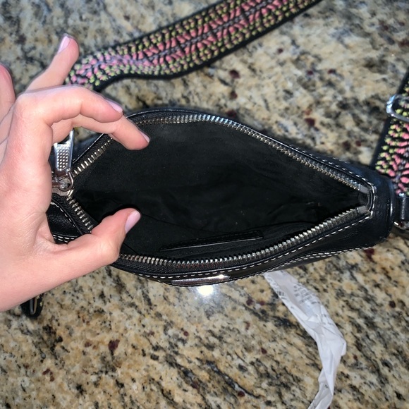 A beautiful colorful cross body bag - Picture 4 of 6